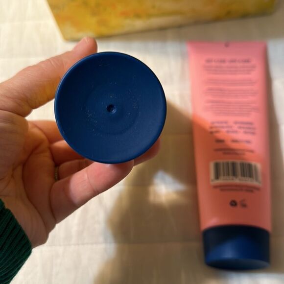 HAND in HAND Set of two 9oz sugar scrubs ISLAND MIMOSA & CACTUS BLOSSOM - Picture 5 of 6